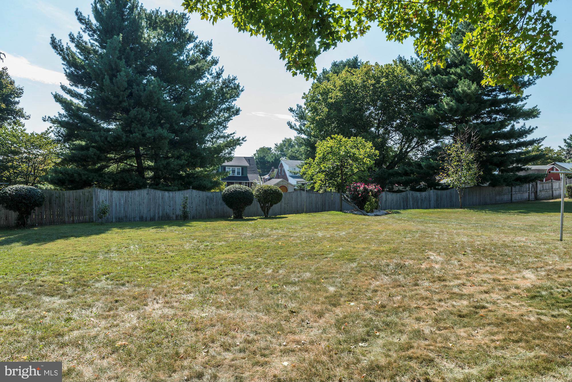340 Nottingham Road Hagerstown, MD 21740 - Photo 30 of 30 a view of a backyard