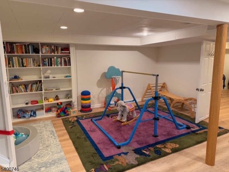 2 Burnet Road Madison, NJ 07940 - Photo 13 of 22