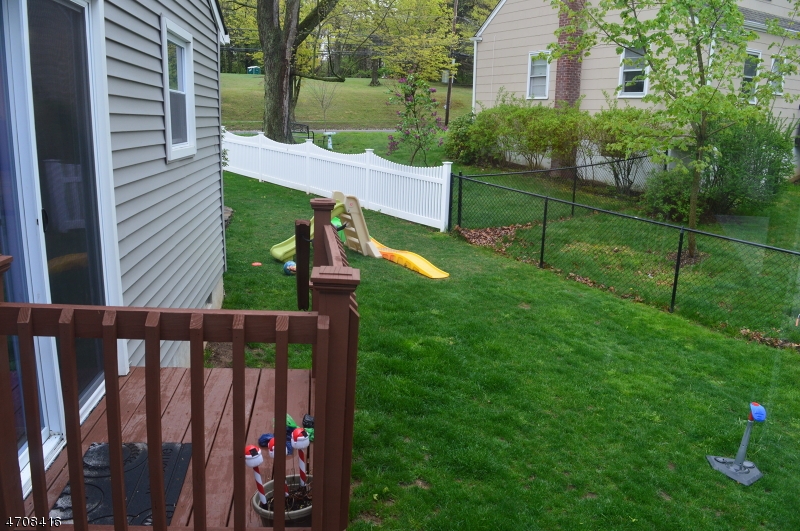 2 Burnet Road Madison, NJ 07940 - Photo 19 of 22