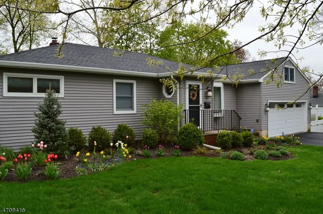 $4,400 | 2 Burnet Road, Madison, NJ 07940