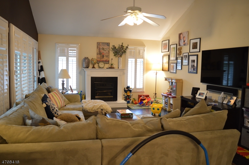 2 Burnet Road Madison, NJ 07940 - Photo 7 of 22