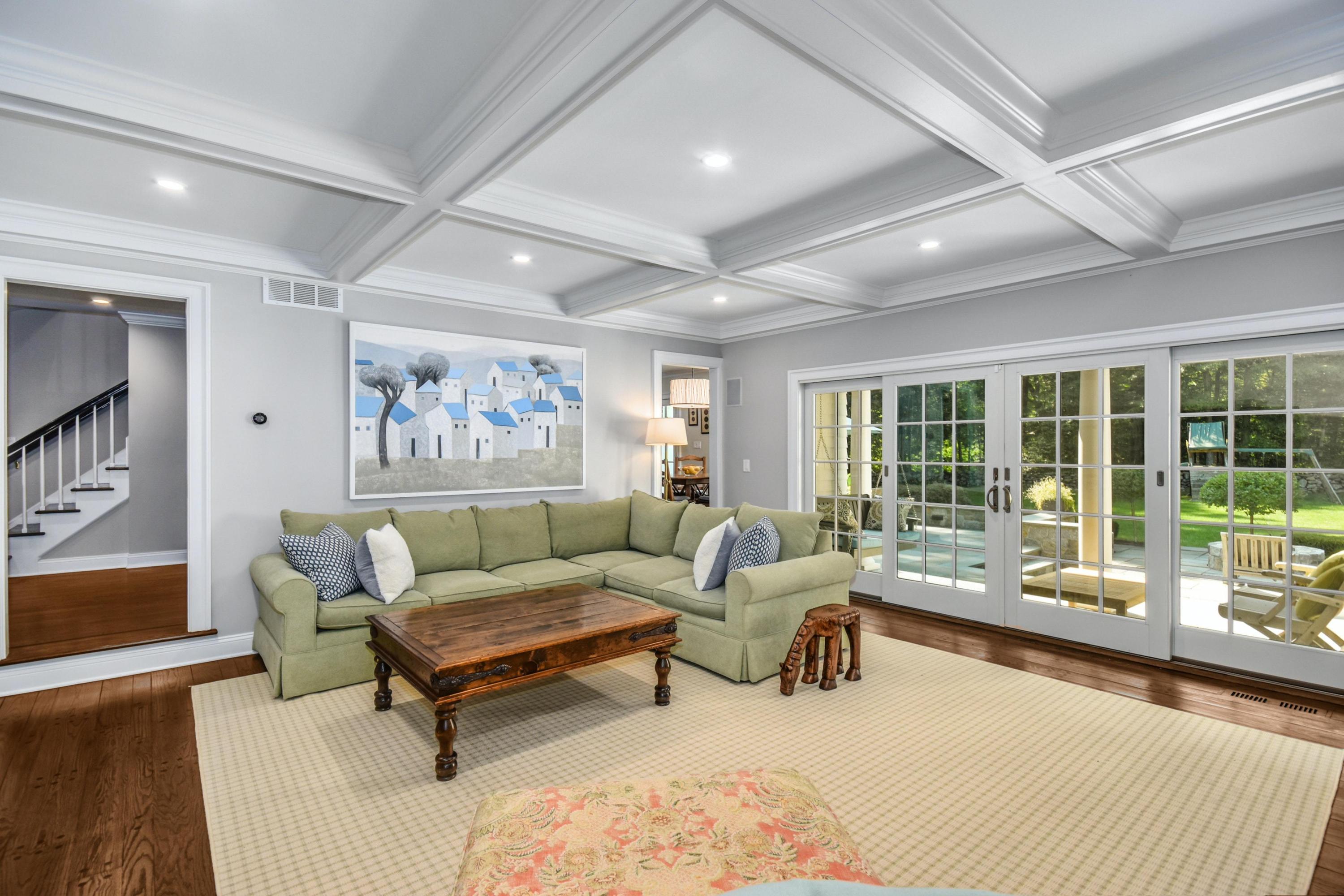 84 Rilling Ridge New Canaan, CT 06840 - Photo 13 of 40 028-361711-DSC_8256_HDR