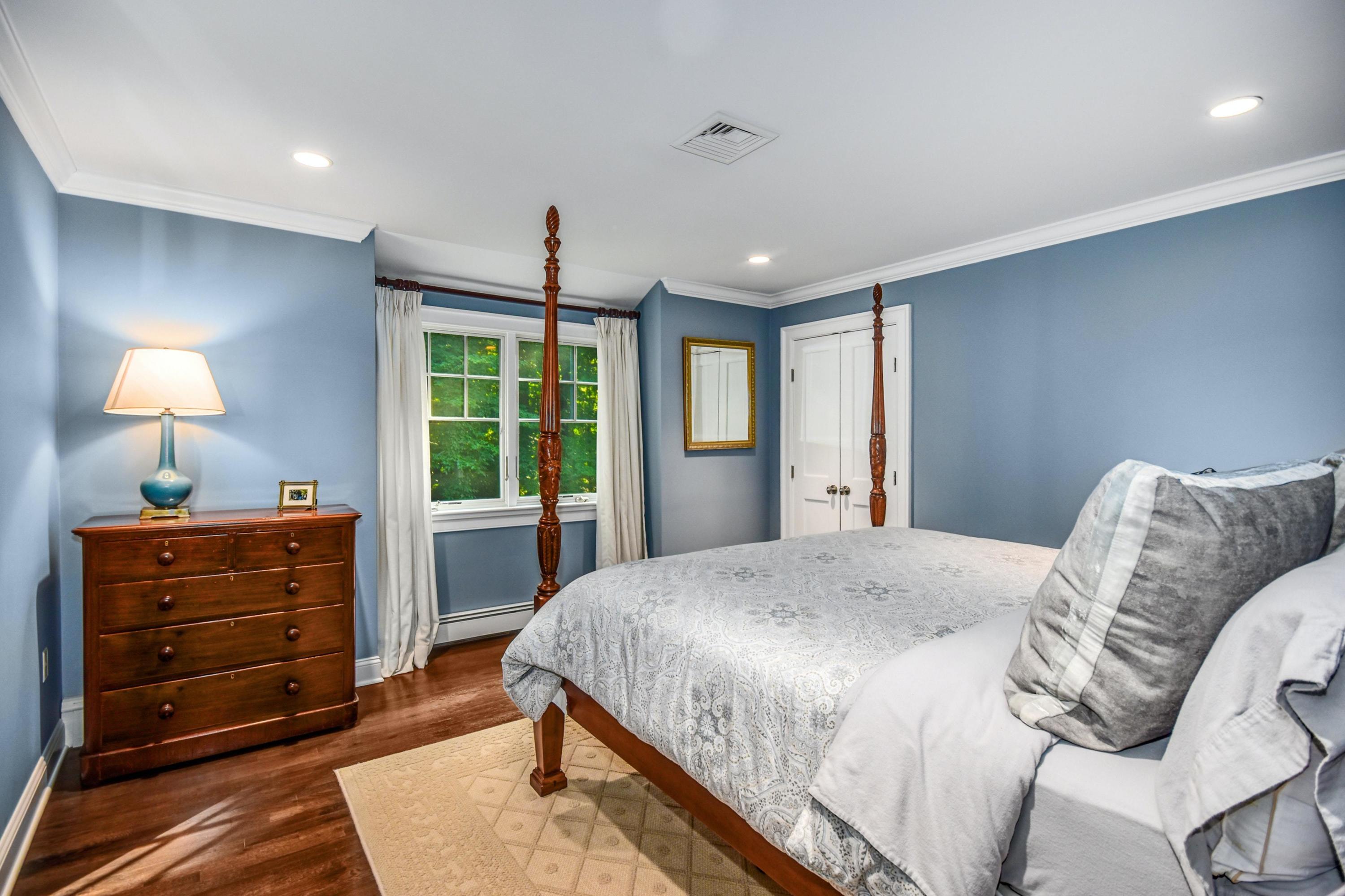 84 Rilling Ridge New Canaan, CT 06840 - Photo 24 of 40 043-361711-DSC_8510_HDR