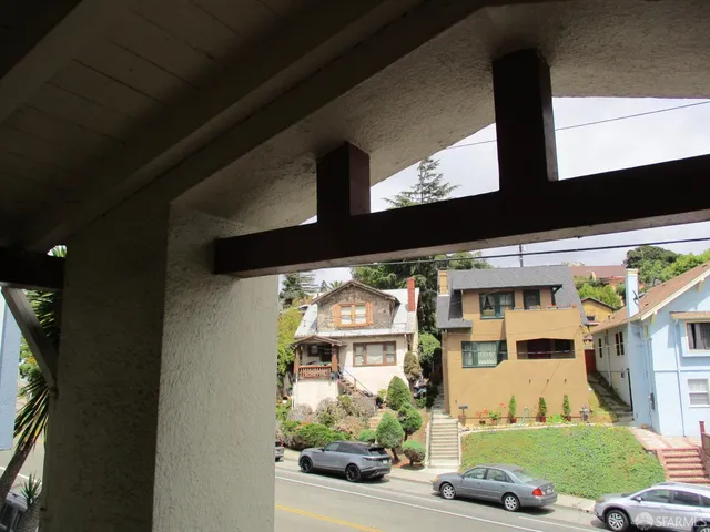 $1,195,000 | 321 Santa Clara Avenue, Oakland, CA 94610