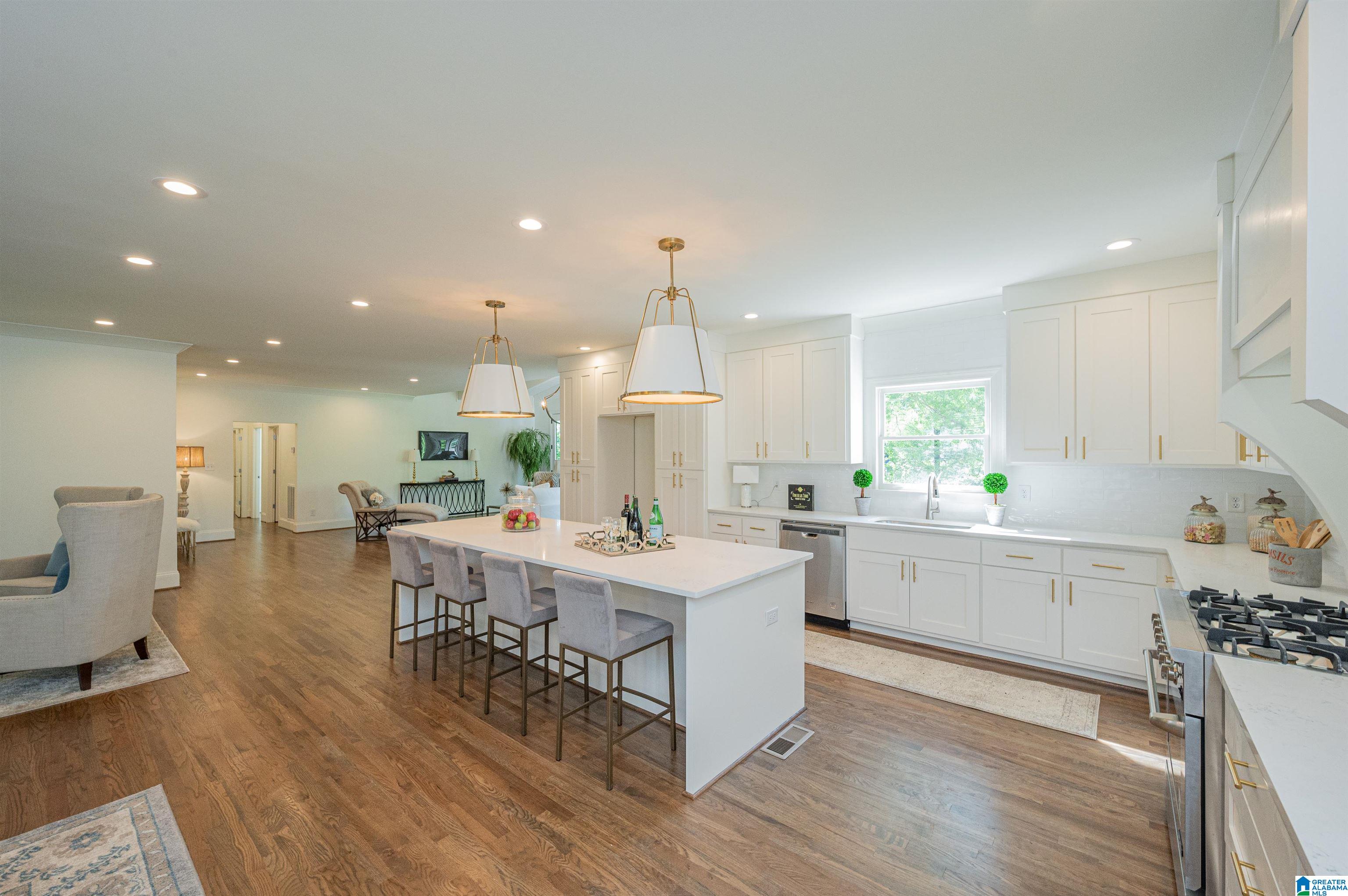 1005 Wickford Road Birmingham, AL 35216 - Photo 9 of 50