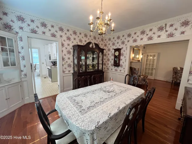 $299,000 | 109 West Wyche Street, Whiteville, NC 28472