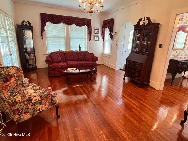 $299,000 | 109 West Wyche Street, Whiteville, NC 28472