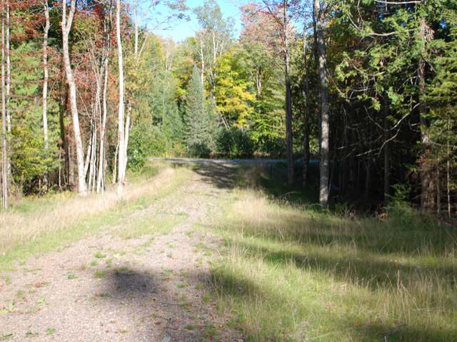 7875 Bay View Road Presque Isle, WI 54557 - Photo 9 of 11 Gallery Image 9