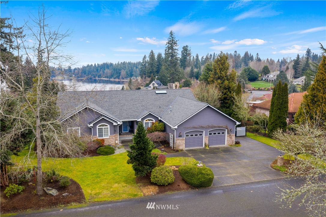 8002 68th Loop Southeast Olympia, WA 98513 - Photo 1 of 40 Gallery Image 1