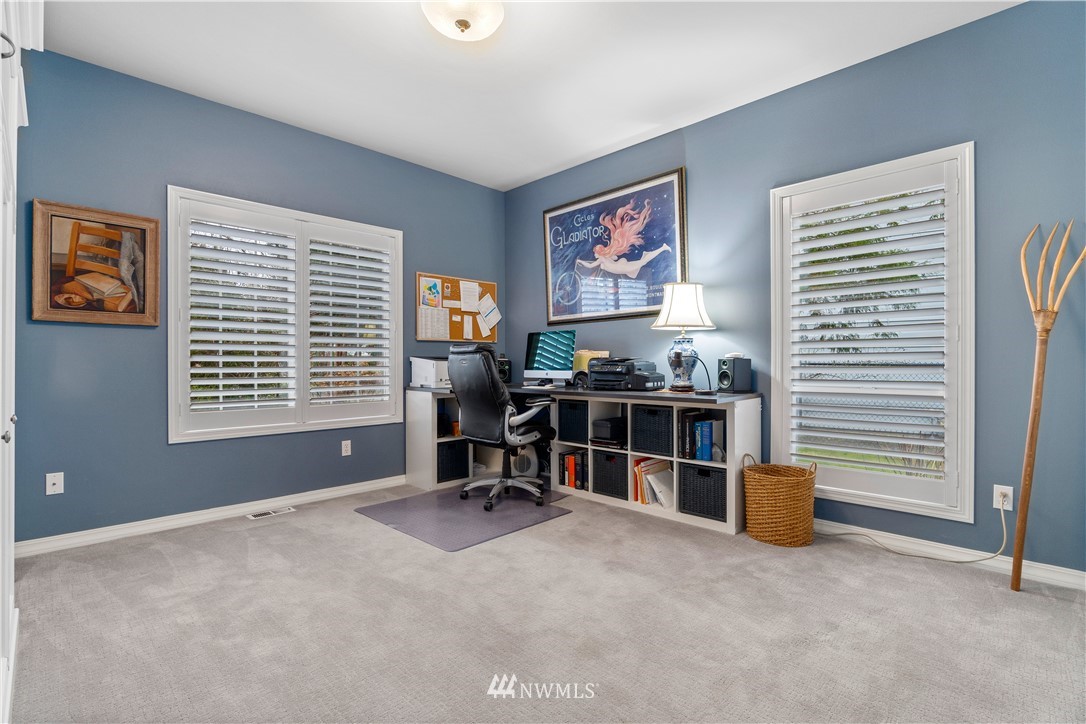 8002 68th Loop Southeast Olympia, WA 98513 - Photo 38 of 40 Gallery Image 38