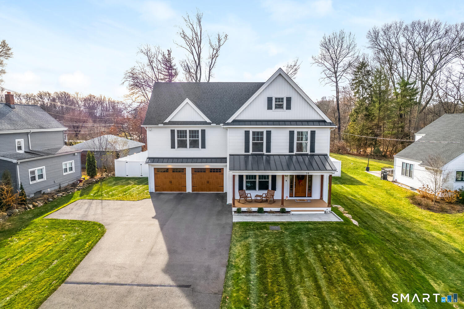 38 Macdonald Road Trumbull, CT 06611 - Photo 4 of 21