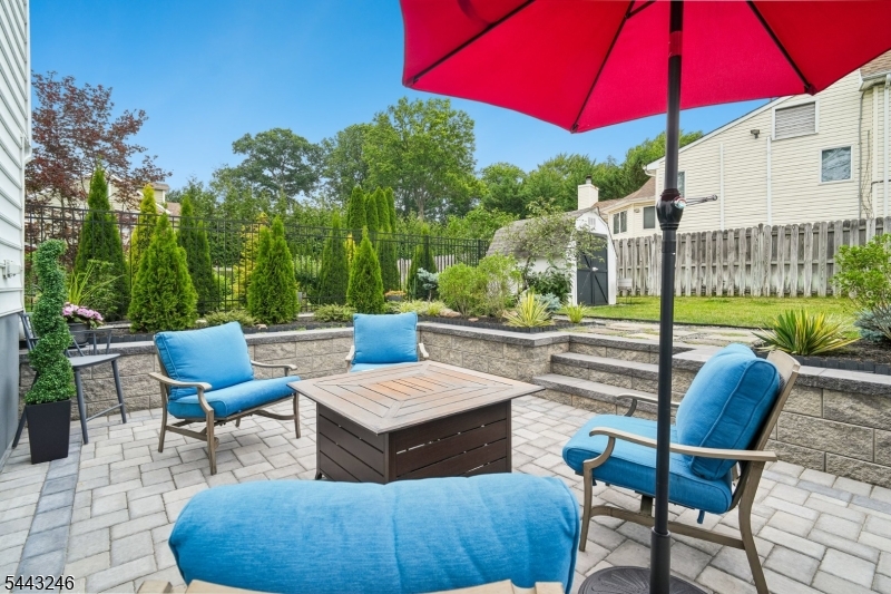 1 Archbridge Lane Springfield, NJ 07081 - Photo 31 of 37