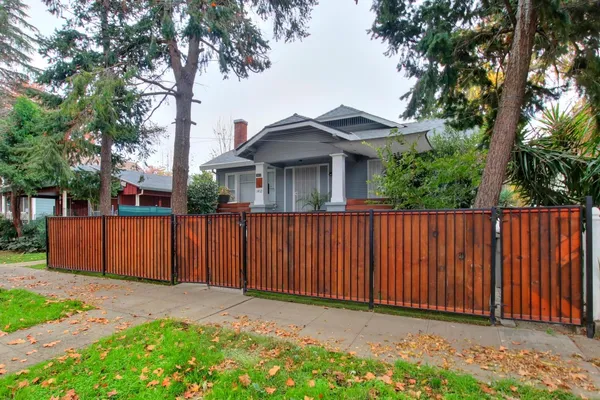 $629,000 | 1412 V Street, Sacramento, CA 95818