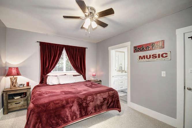 1412 V Street Sacramento, CA 95818 - Photo 4 of 36