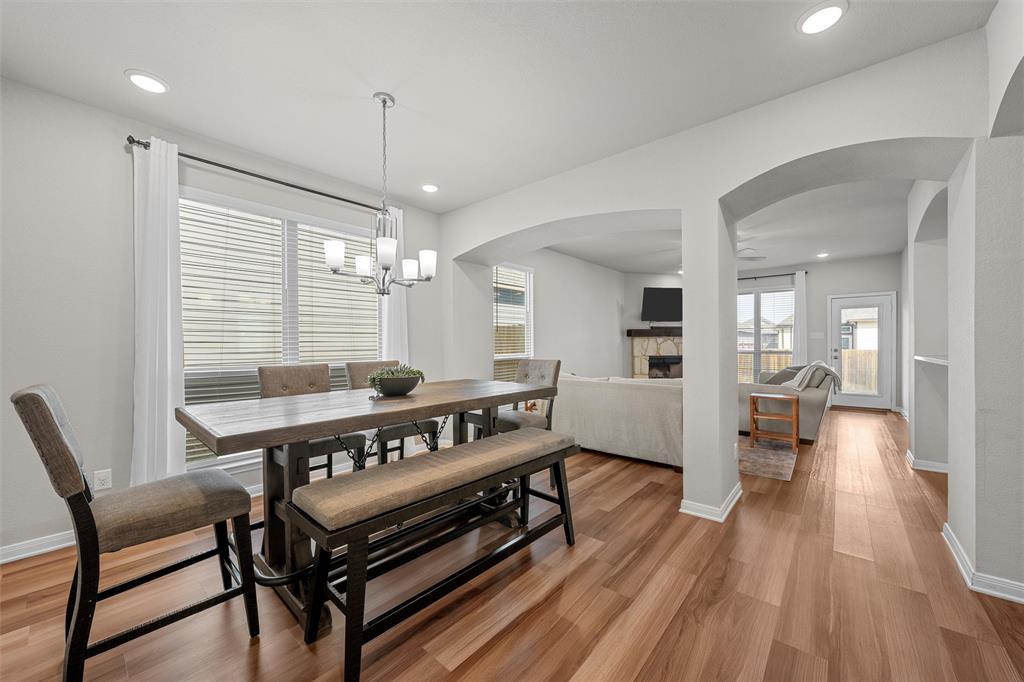 10232 Driskill Drive Waco, TX 76708 - Photo 11 of 39