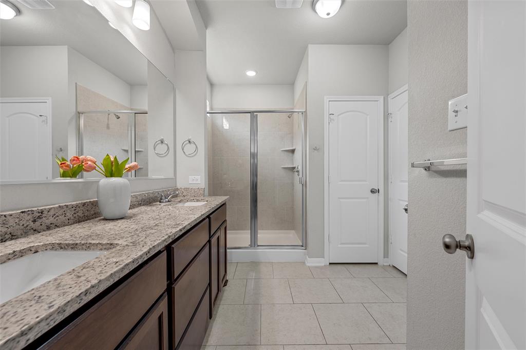 10232 Driskill Drive Waco, TX 76708 - Photo 17 of 39