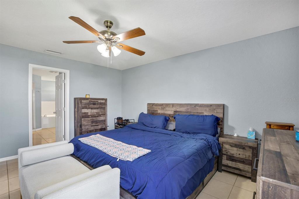 364 Cloverdale Road Winter Haven, FL 33884 - Photo 16 of 39