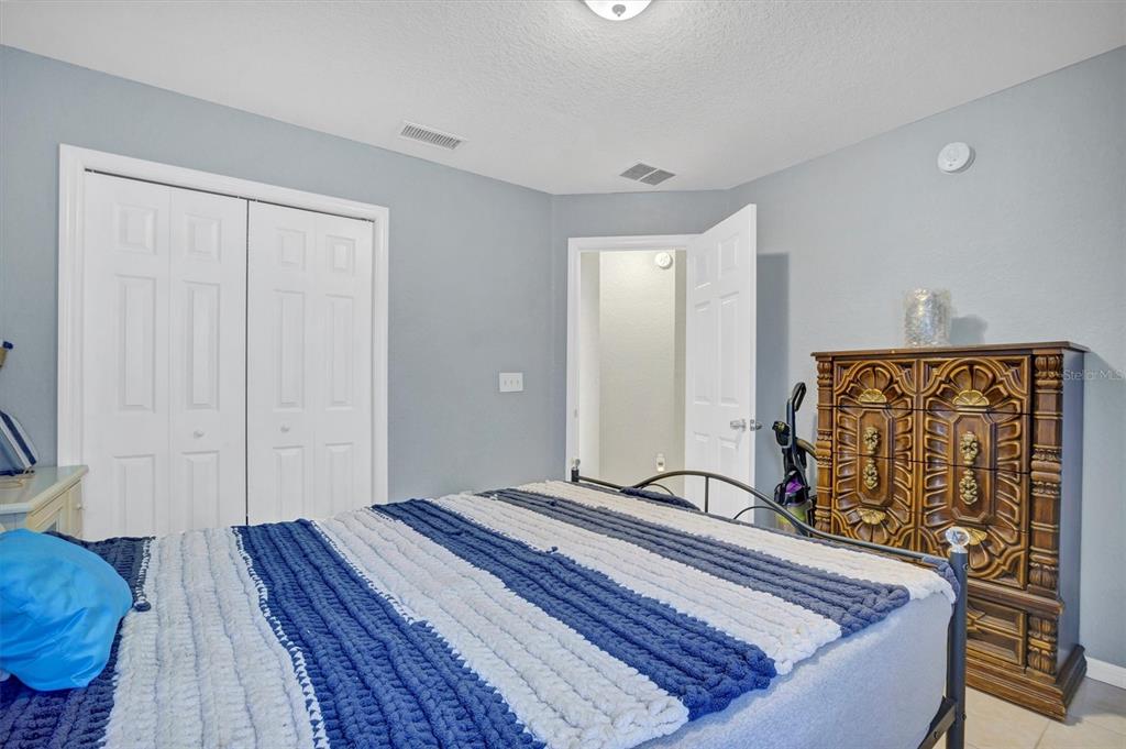 364 Cloverdale Road Winter Haven, FL 33884 - Photo 22 of 39