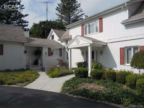6611 Perryville Road Holly, MI 48442 - Photo 17 of 79 20444463-16.JPG