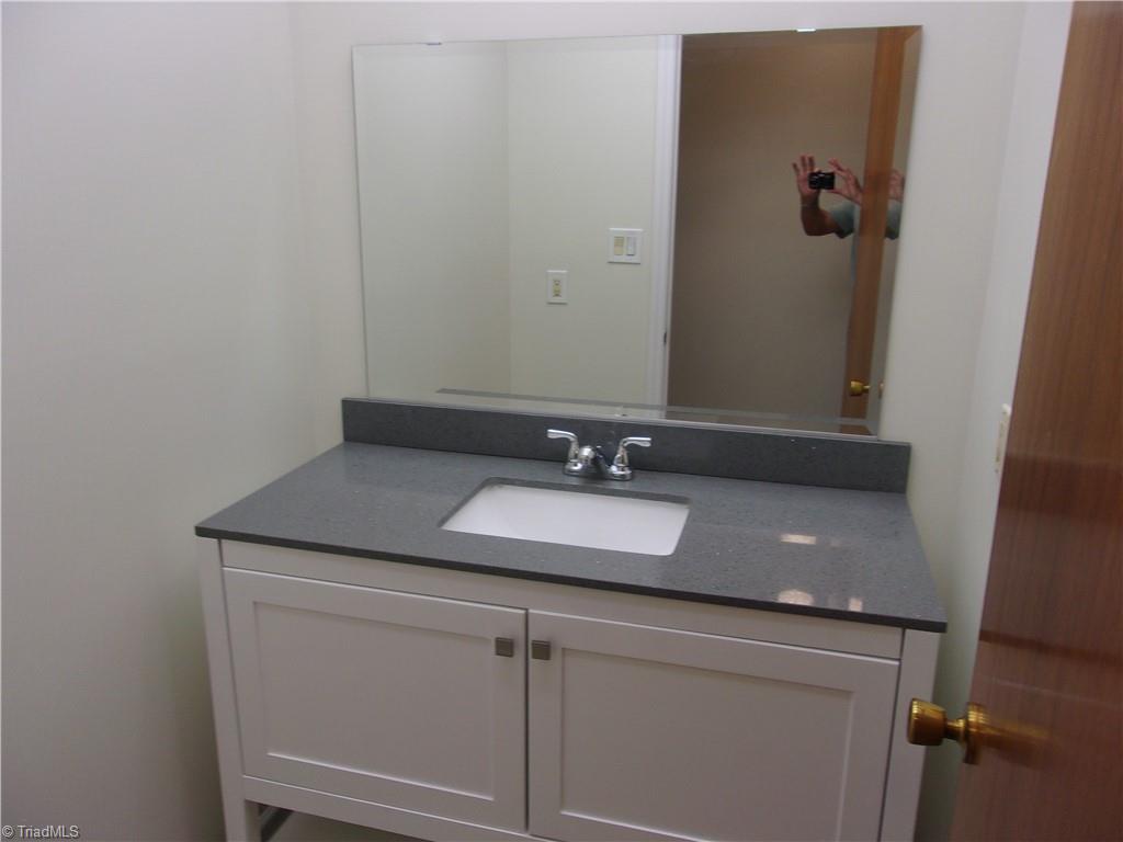 1946 Chestnut St Extension High Point, NC 27262 - Photo 21 of 50 Gallery Image 21