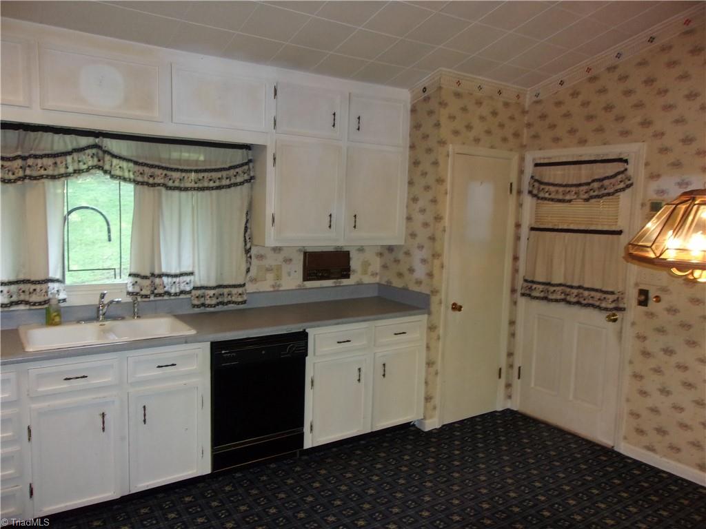 1946 Chestnut St Extension High Point, NC 27262 - Photo 28 of 50 Gallery Image 28
