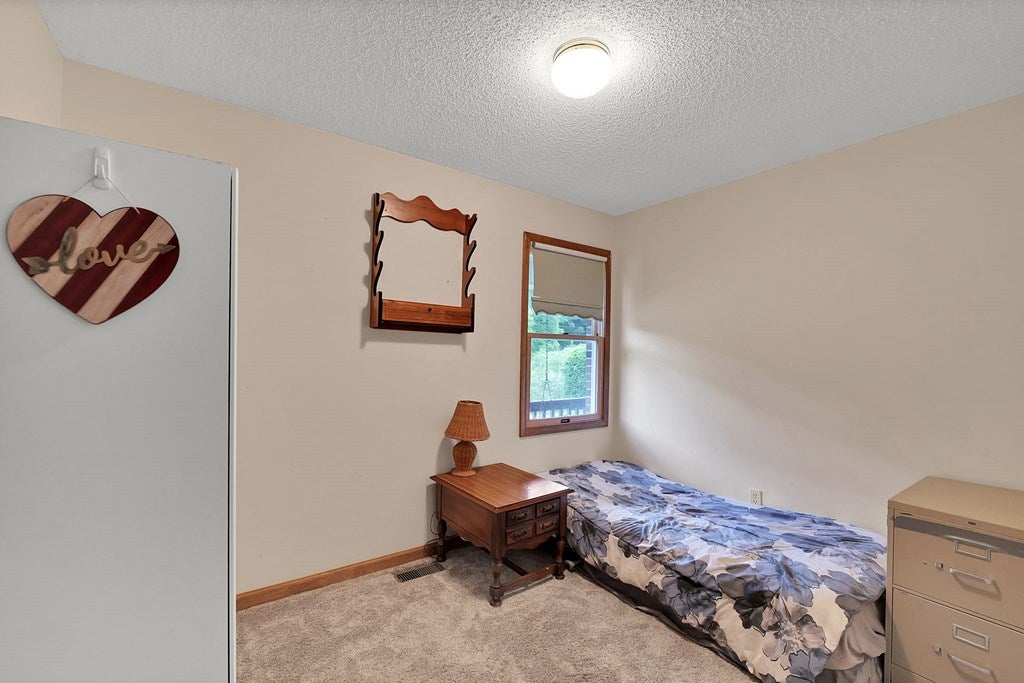 1944 South Fork Road Marion, VA 24354 - Photo 27 of 27 Gallery Image 27