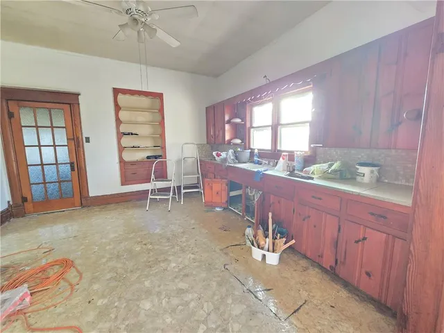 $55,000 | 329 West 1st Street, Cherryvale, KS 67335