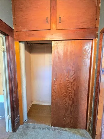 $55,000 | 329 West 1st Street, Cherryvale, KS 67335