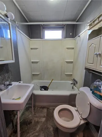 $55,000 | 329 West 1st Street, Cherryvale, KS 67335