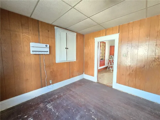 $55,000 | 329 West 1st Street, Cherryvale, KS 67335