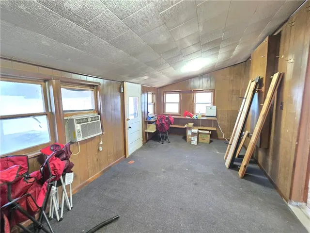 $55,000 | 329 West 1st Street, Cherryvale, KS 67335