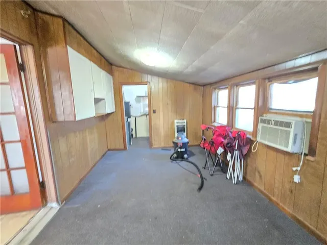 $55,000 | 329 West 1st Street, Cherryvale, KS 67335