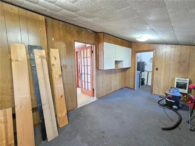 $55,000 | 329 West 1st Street, Cherryvale, KS 67335