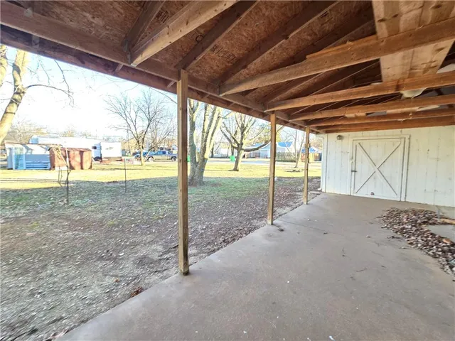 $55,000 | 329 West 1st Street, Cherryvale, KS 67335