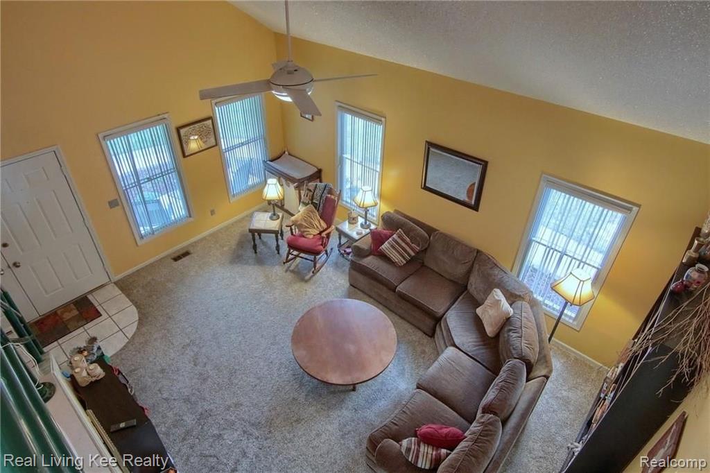 2317 Culbertson Avenue Rochester, MI 48307 - Photo 6 of 32