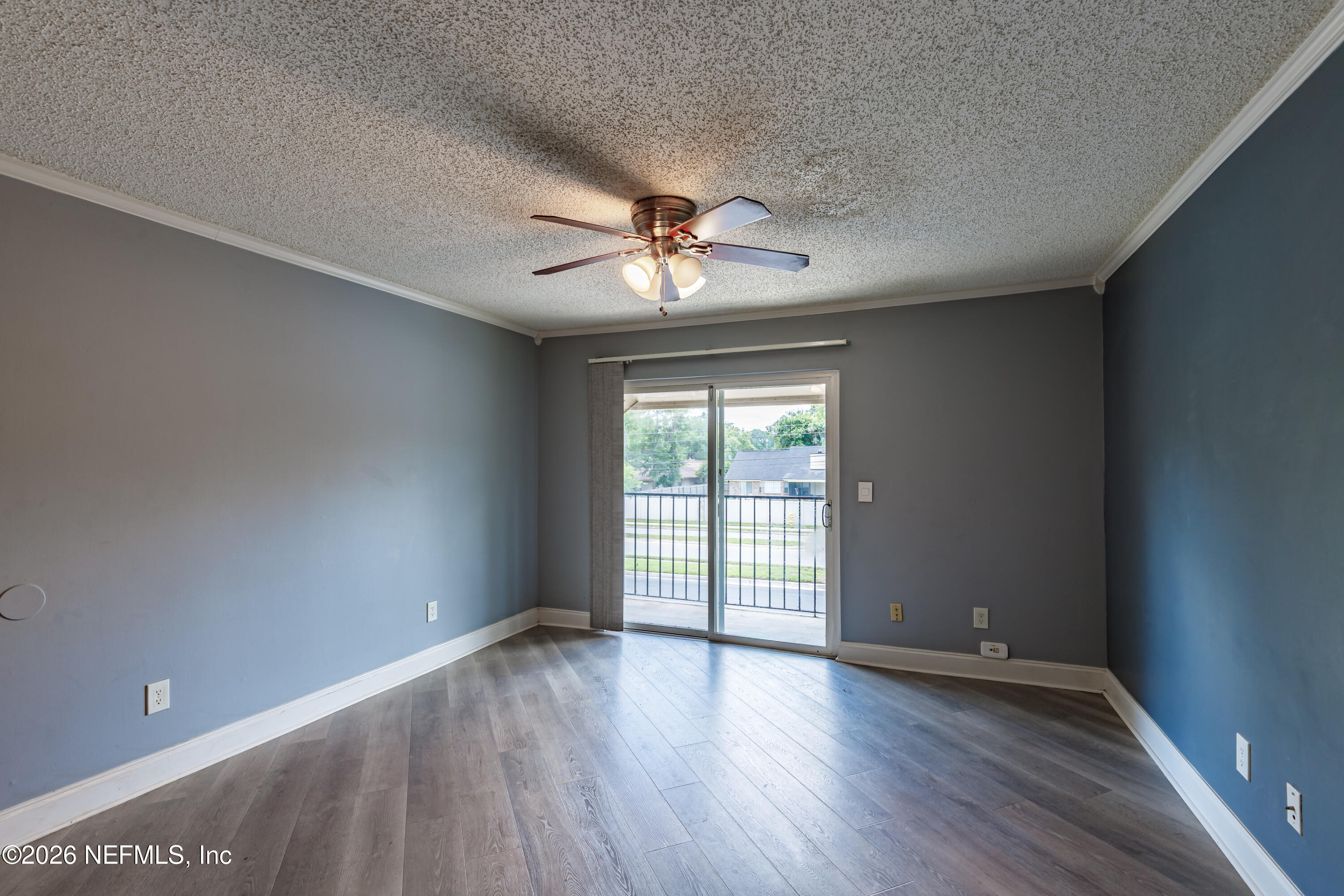 3737 Loretto Road, Unit 905 Jacksonville, FL 32223 - Photo 7 of 28 Living Room 2nd View