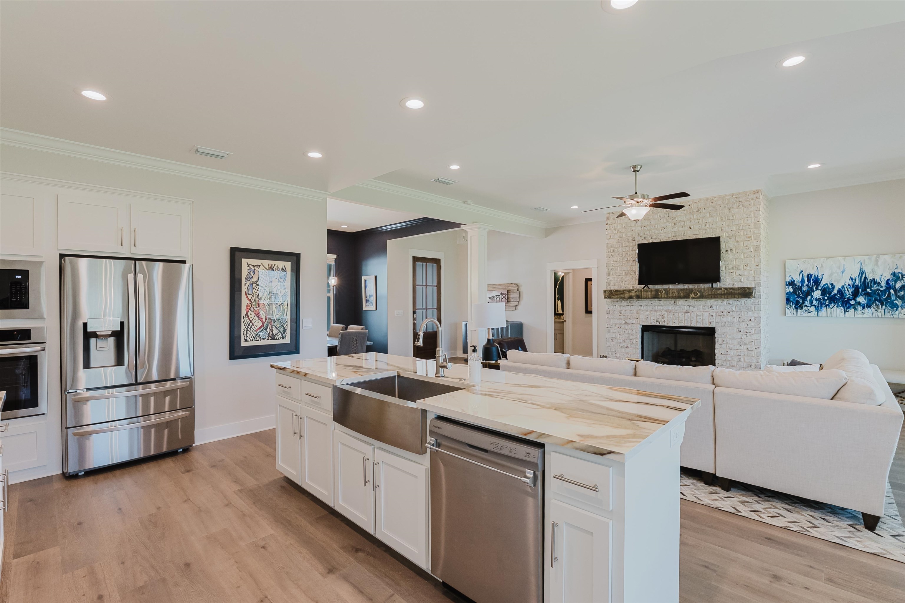 380 Garrison Boulevard Fairhope, AL 36532 - Photo 5 of 39 Kitchen