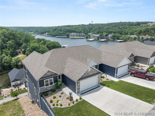 $646,500 | 76 Barolo Lane, Unit 21A, Camdenton, MO 65020