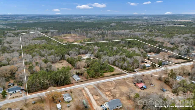 a view of a outdoor space