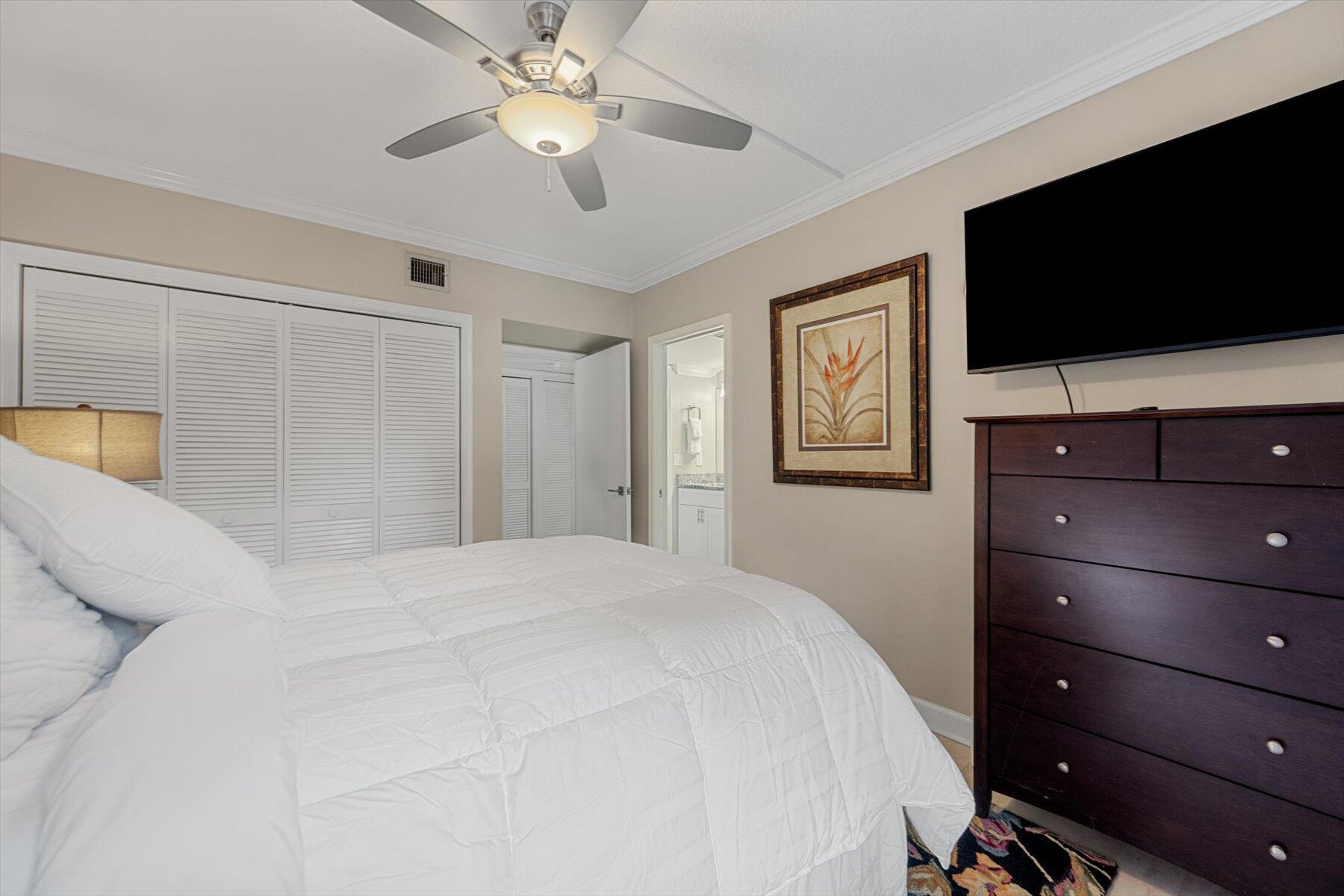 13329 Polo Club Road, Unit 104 Wellington, FL 33414 - Photo 11 of 26 16-DSC_2892