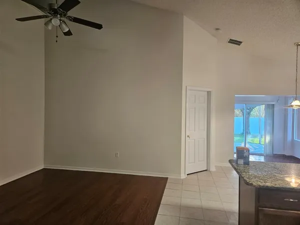 $2,750 | 3985 Andover Cay Boulevard, Orlando, FL 32825