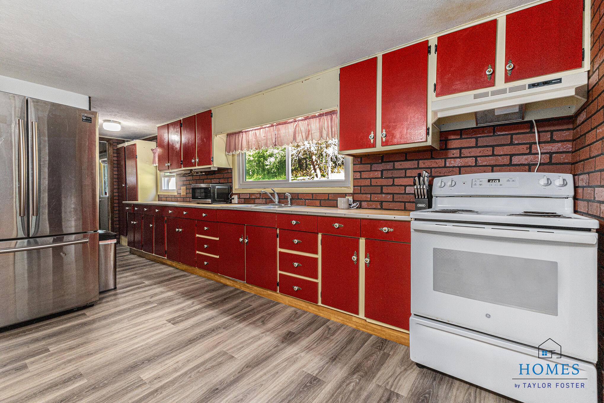 3845 Wood School Road Hastings, MI 49058 - Photo 11 of 29 Kitchen 2