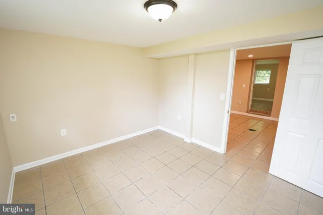 $2,195 | 30446 Zion Road, Salisbury, MD 21804