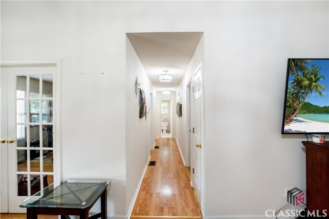 2965 Smokey Road Athens, GA 30601 - Photo 11 of 43 hallway