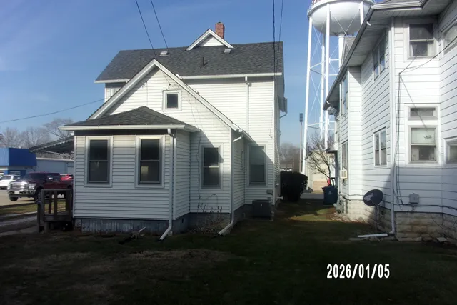 $99,900 | 223 East Oak Street, Watseka, IL 60970