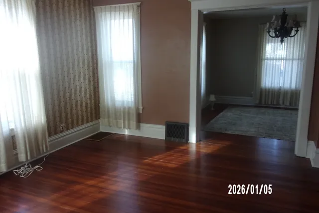 $99,900 | 223 East Oak Street, Watseka, IL 60970