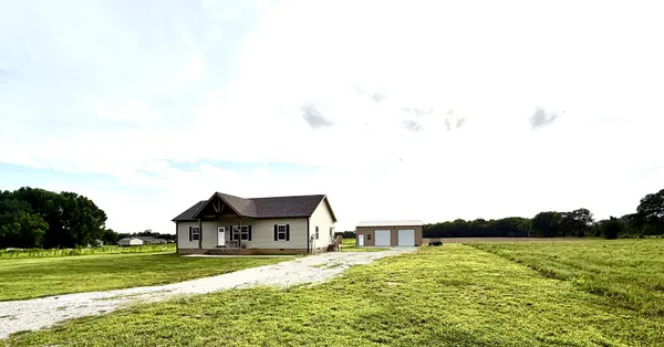 $335,000 | 25 Aldridge Road, Leoma, TN 38468