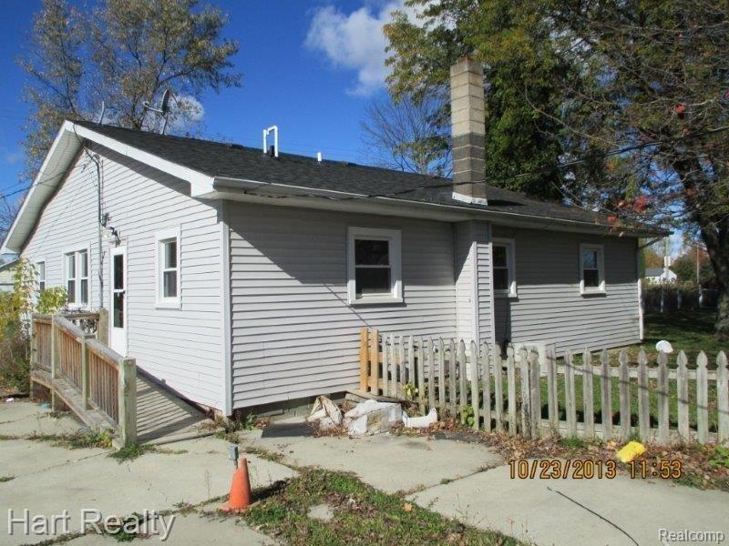 2748 Wales Center Road Goodells, MI 48027 - Photo 4 of 8 031.jpg