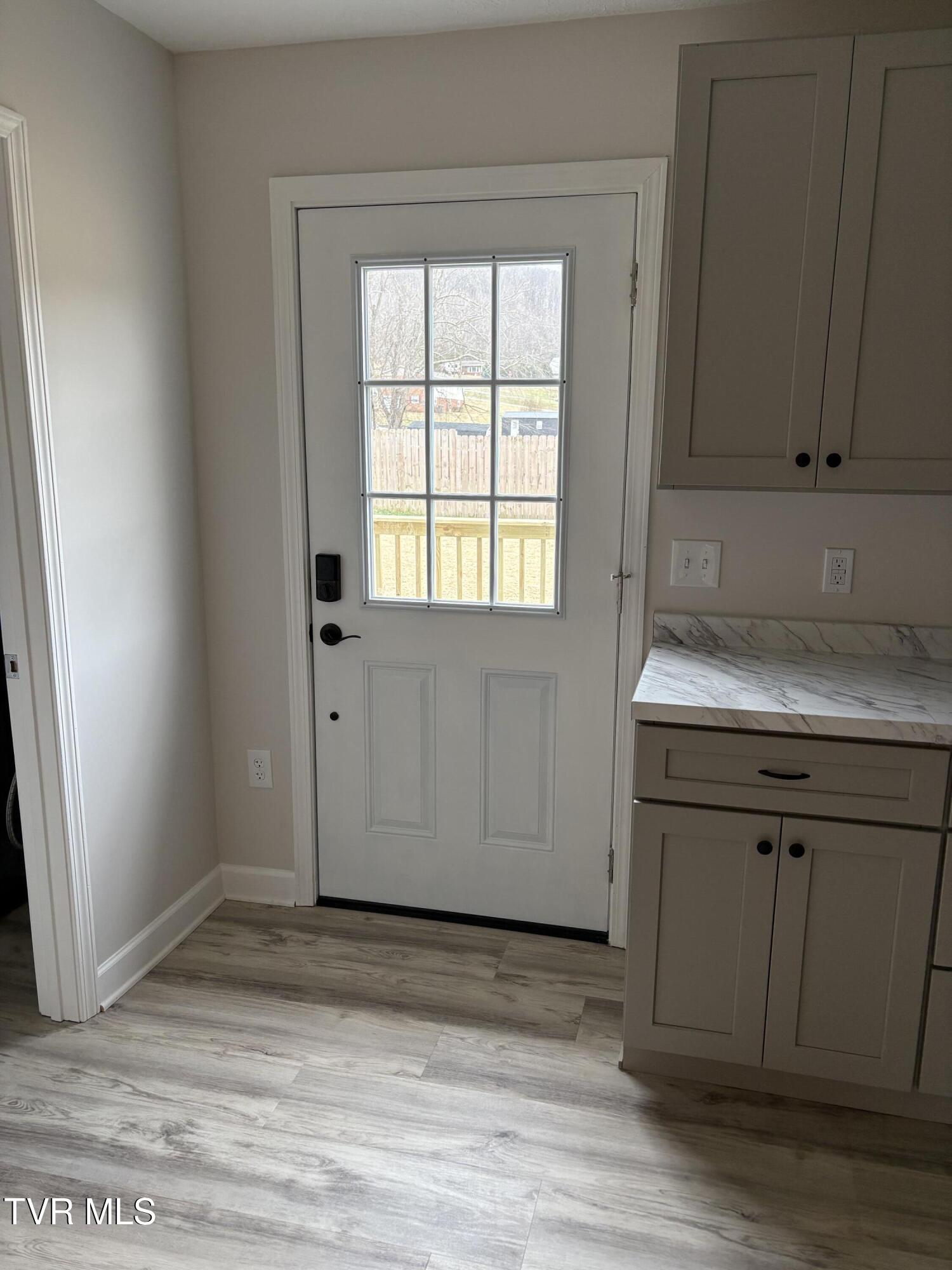 104 Winner Street Elizabethton, TN 37643 - Photo 11 of 35 10