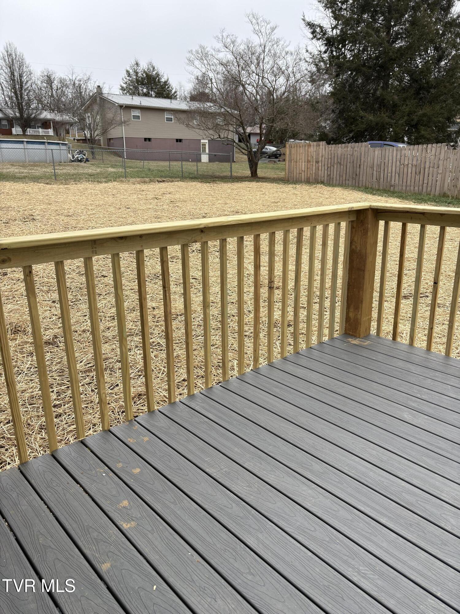 104 Winner Street Elizabethton, TN 37643 - Photo 23 of 35 22